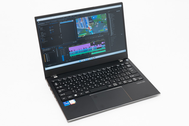 raytrek X4-T:Win11/Core i7/16GB/512GB